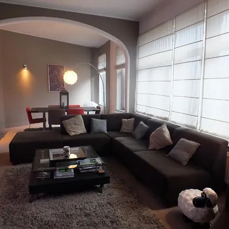 Ze Agency Apartments Liege 公寓